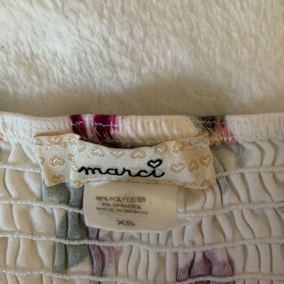 Floral top - Picture 4 of 6